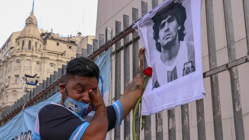 Митинг в Аргентине: фанаты требуют справедливого расследования дела о смерти Марадоны