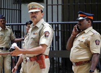 Родственники изнасиловали шестилетнюю девочку на глазах у трехлетнего брата