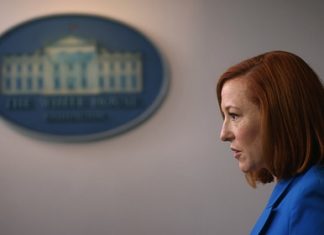 Псаки заявила о 50 годах подготовки Байдена к моменту встречи с Путиным