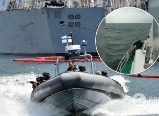 Парашютиста отнесло в открытое море во время учений Sea Breeze: видео спасения