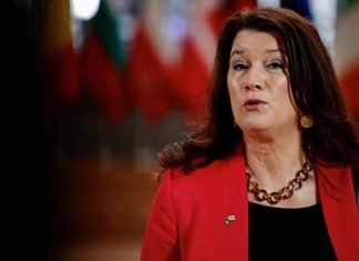 Главу МИД Швеции уличили в раскрытии гостайны российским пранкерам