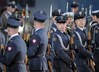 Польский генерал испугался за страну из-за ультиматума США