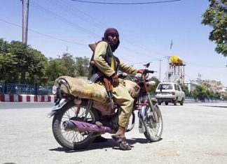 Талибы объявили о захвате крупнейших городов Афганистана