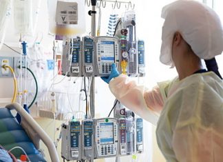 В США не исключили появление устойчивого к прививкам коронавируса