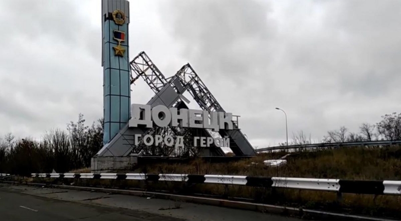 "Цивилизация так кипит", - жители Донецка показали новое видео из оккупации