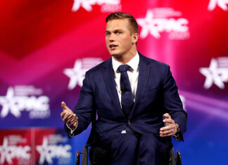 Конгрессмен предрек США кровопролитие из-за «украденных выборов»