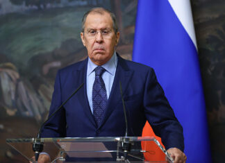 Лавров назвал доказательства вмешательства США в российские выборы