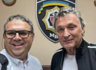 Суд арестовал экс-нардепа, лидера партии «5.10» Балашова: «Еду в тюрьму, ждем конвой»