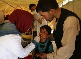 Талибы попросили врачей выйти на работу за три тысячи рублей в месяц