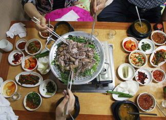 В Южной Корее предложили запретить есть собачье мясо