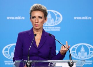 Захарова прокомментировала требование отменить закон об иностранных агентах