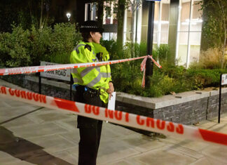 16-летнего британца обвинили в убийстве афганского беженца