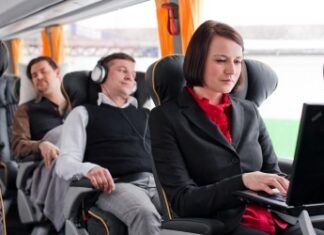 Такси по безналу: особенности, преимущества