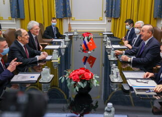 Лавров и Чавушоглу обсудили создание механизма «3+3» на Южном Кавказе