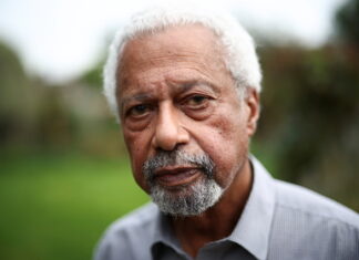 Нобелевский лауреат обвинил Британию в «скверном» отношении к мигрантам