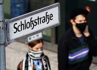 В Германии зафиксировали рекордный рост заболеваемости COVID-19