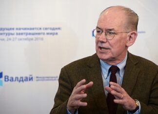 Американский профессор назвал ответственных за плачевные отношения США и России