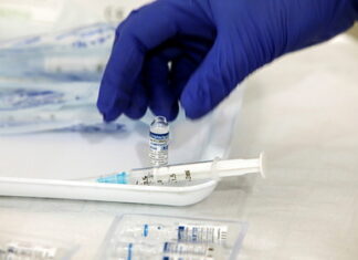 Бизнес США попросил Вашингтон одобрить «Спутник V»