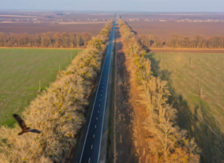 »Большая стройка» оставила в прошлом ямы на трассе возле Тального на Черкасчине