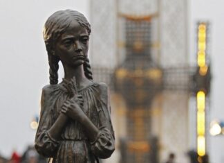 День памяти жертв голодоморов: как Украина чтит миллионы погибших в геноциде, устроенном властью СССР