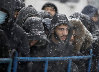 Мигранты из Ирака и Афганистана подняли бунт в Польше