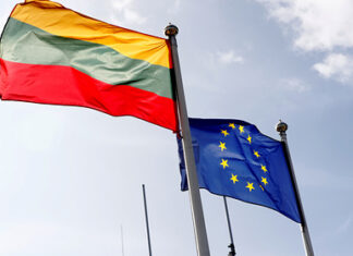 Посол России ответил на составление Литвой черного списка роcсийских артистов