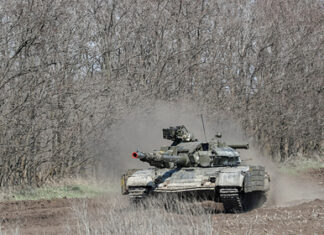 Российский дипломат рассказал о транспортировке украинских вооружений у Донбасса