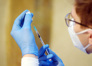 «Вакцину» назвали словом года