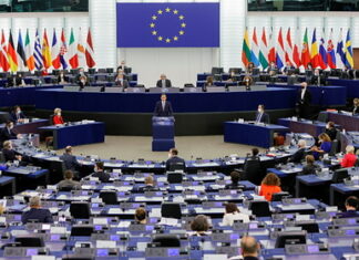 Военные разработки России и Китая вызвали беспокойство в Европарламенте