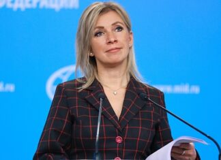 Захарова попросила грузинскую журналистку говорить по-русски