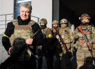 Порошенко об объединении с Зеленским: «Преподнесли Путину сюрприз»