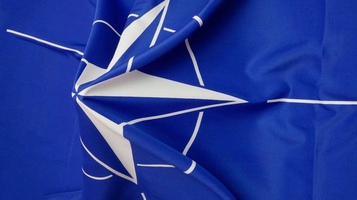 Столтенберг: НАТО в ближайшие недели перевооружит украинские войска