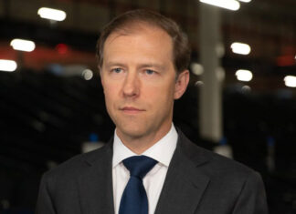 Мантуров: параллельный импорт не приведет к возрождению челночества