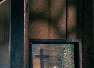 МУАР представляет выставку «Человек иронический. К 100-летию Юрия Левитанского»