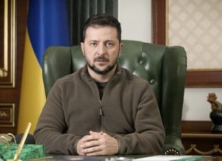 «Вы не спрячетесь. У вас только один вариант», — Зеленский обратился к россиянам на Юге Украины