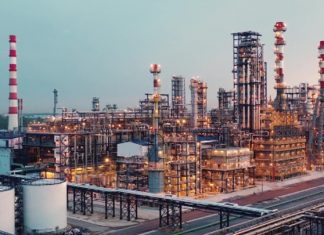 Власти учтут цену Urals при расчете демпфера по дизелю и бензину