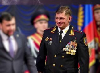 Глава «МВД ДНР» Дикий скрывается после взрыва в барбершопе Луганска: «ФСБ все схемы режет»