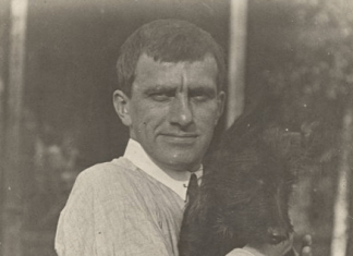 ГМИРЛИ представляет выставку «О разных Маяковских»