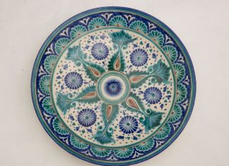 Музей-заповедник «Царицыно» представляет выставку «Новая керамика древнего Риштана»