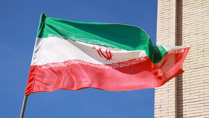 ЕС отказался снимать санкции с Ирана