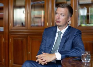 Депутат Николаенко прокомментировал ДТП, в котором сбил насмерть 18-летнюю девушку