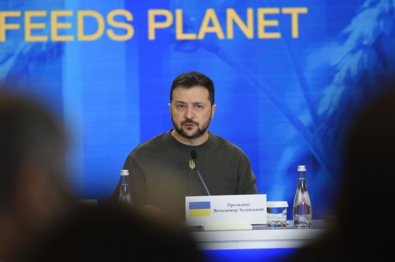 Зеленский анонсировал получение Украиной военных кораблей для защиты "зернового коридора"