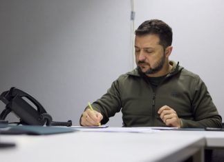 Зеленский созвонился с Шольцем и Сунаком: о чем говорили