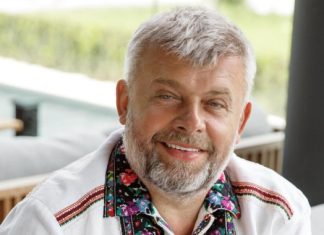 Григорий Козловский и ФК »Рух» вместе с Emily Resort устроили праздничный уик-энд для детей-переселенцев и детей погибших Героев