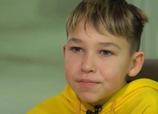 «Моего папу провожали в последний путь всем Киевом»: 13-летний Арсен доверил свою историю Музею «Голоса Мирных» Фонда Рината Ахметова