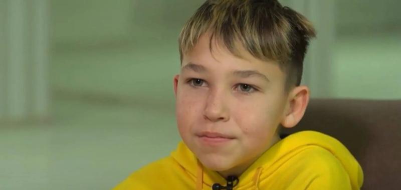"Моего папу провожали в последний путь всем Киевом": 13-летний Арсен доверил свою историю Музею "Голоса Мирных" Фонда Рината Ахметова