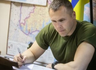 Костенко честно ответил на неудобный вопрос о снарядах: «Нам есть куда тратить деньги»