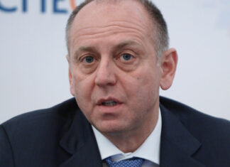 Бизнесмен Пумпянский добился отмены санкций ЕС против себя и жены