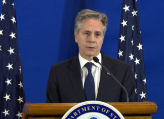 Блинкен: Россия поддерживает работу ОПК, невзирая на санкции