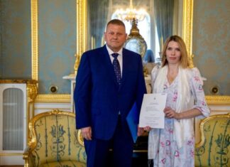 «Вам очень идет костюм, господин генерал», — Залужный очаровал украинцев первым фото в должности посла